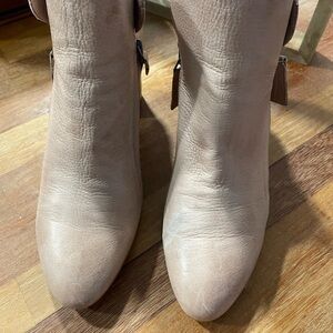 Silent D real leather boots